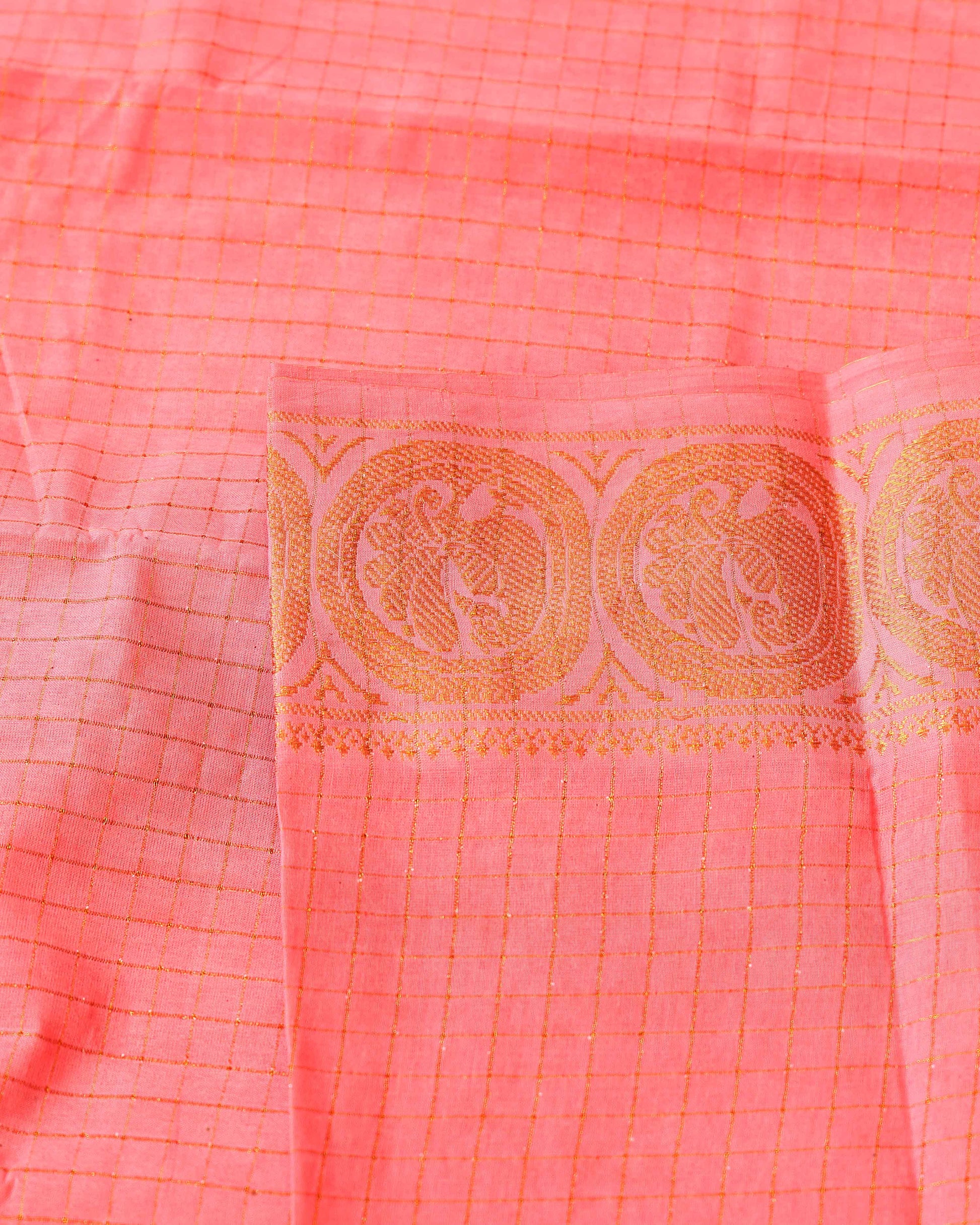 Traditional Sungudi Cotton Saree with Fine Checked Weave and Intricate Zari Border - Peach