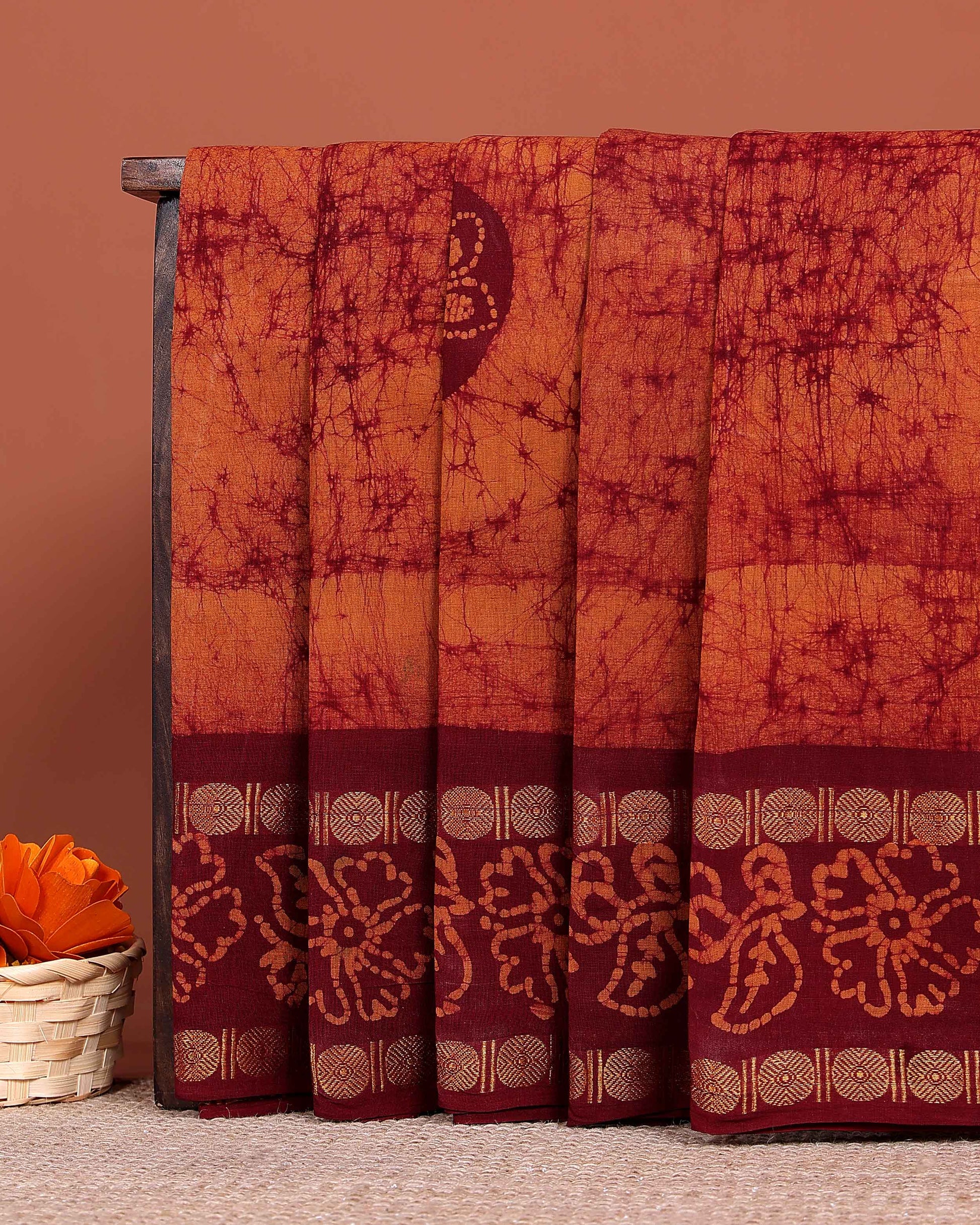 Traditional Sungudi Cotton Saree with Handcrafted Tie-Dye Design and Elegant Floral Zari Border - Multi