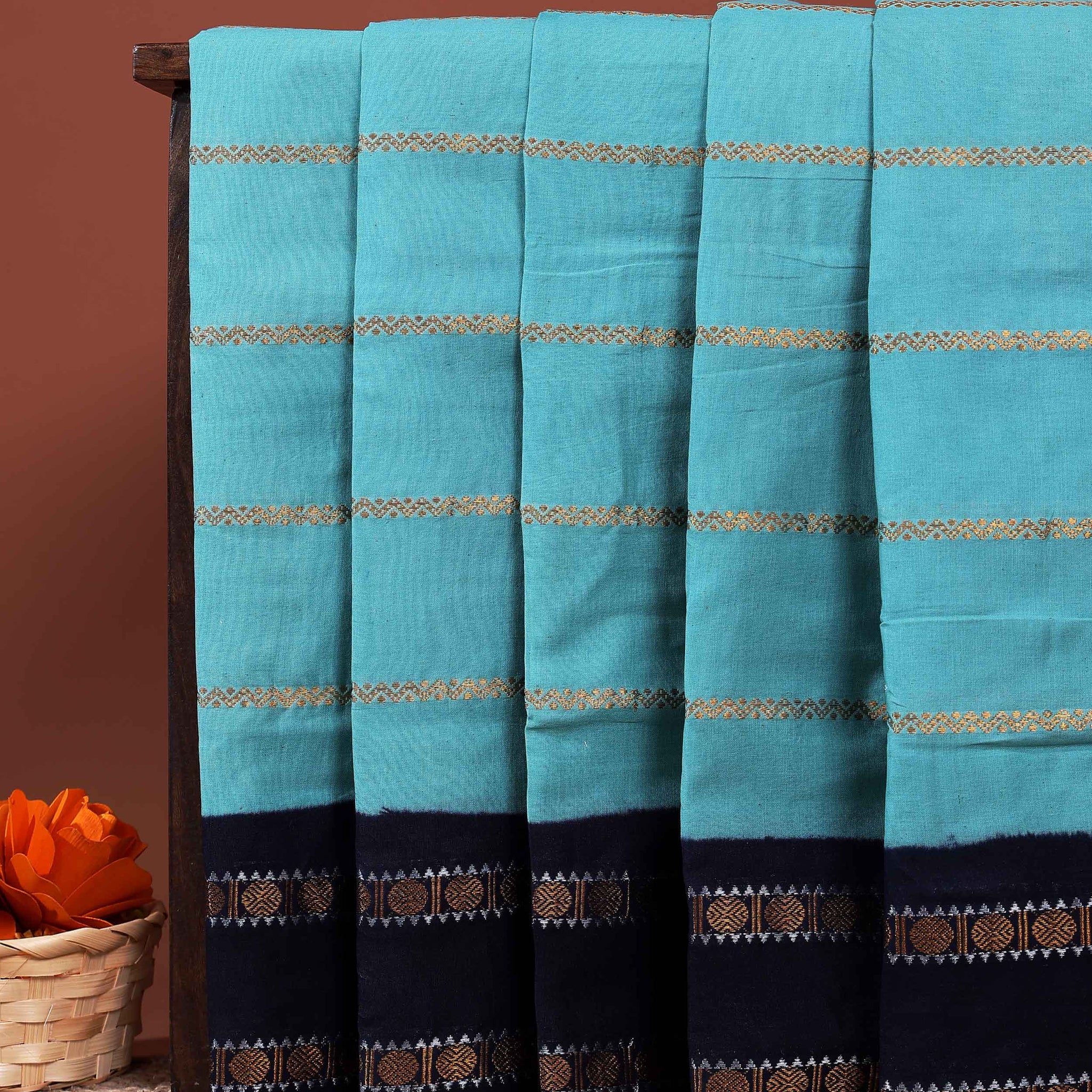 Traditional Sungudi Cotton Saree with Striped Body and Rich Zari Border - Sky Blue-one