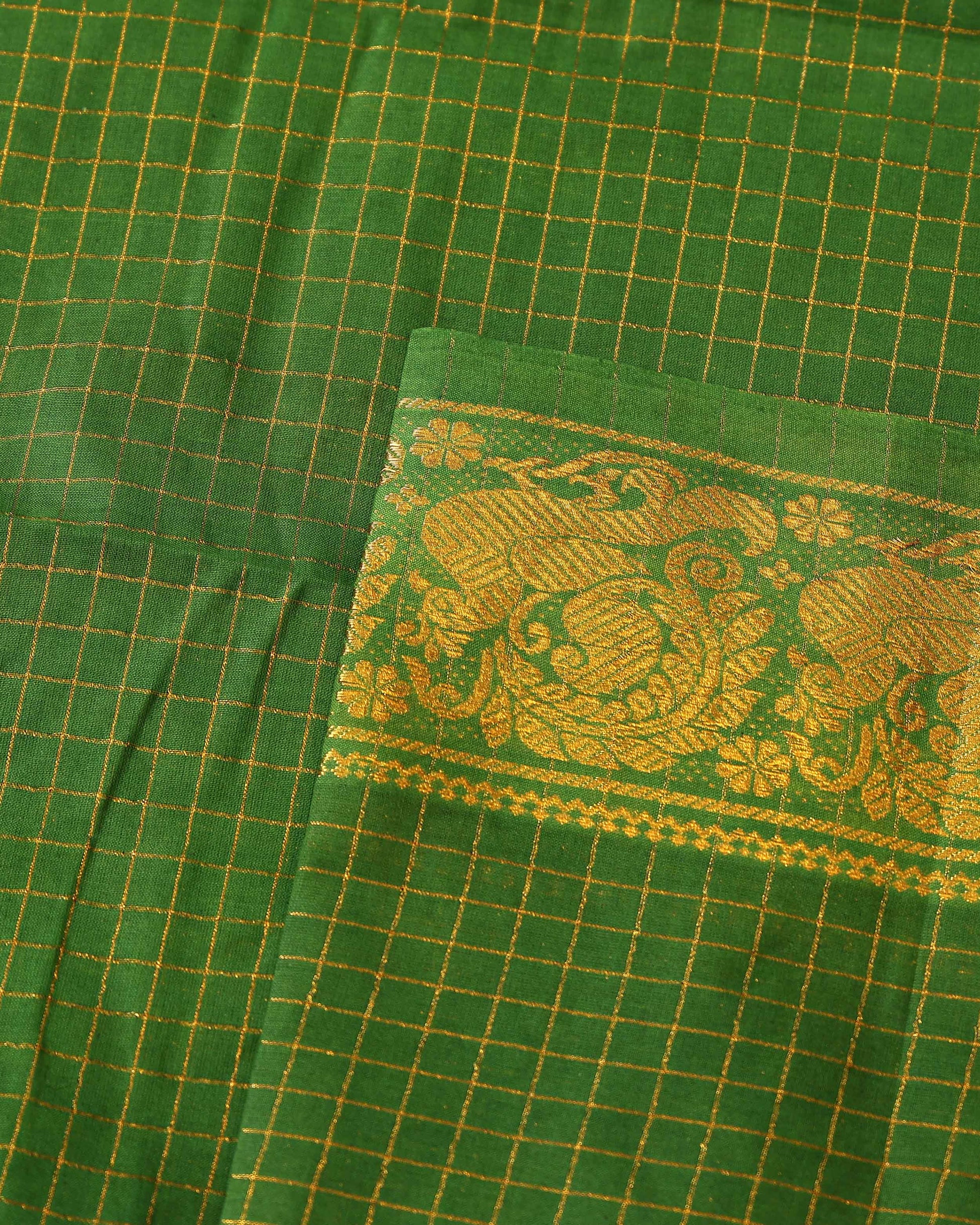 Traditional Sungudi Cotton Saree with Zari Checks and Decorative Zari Border - Green