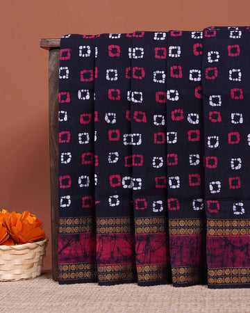 Traditional Traditional Sungudi Cotton Saree with Traditional Bandhani Square Motifs and Contrast Border - Black
