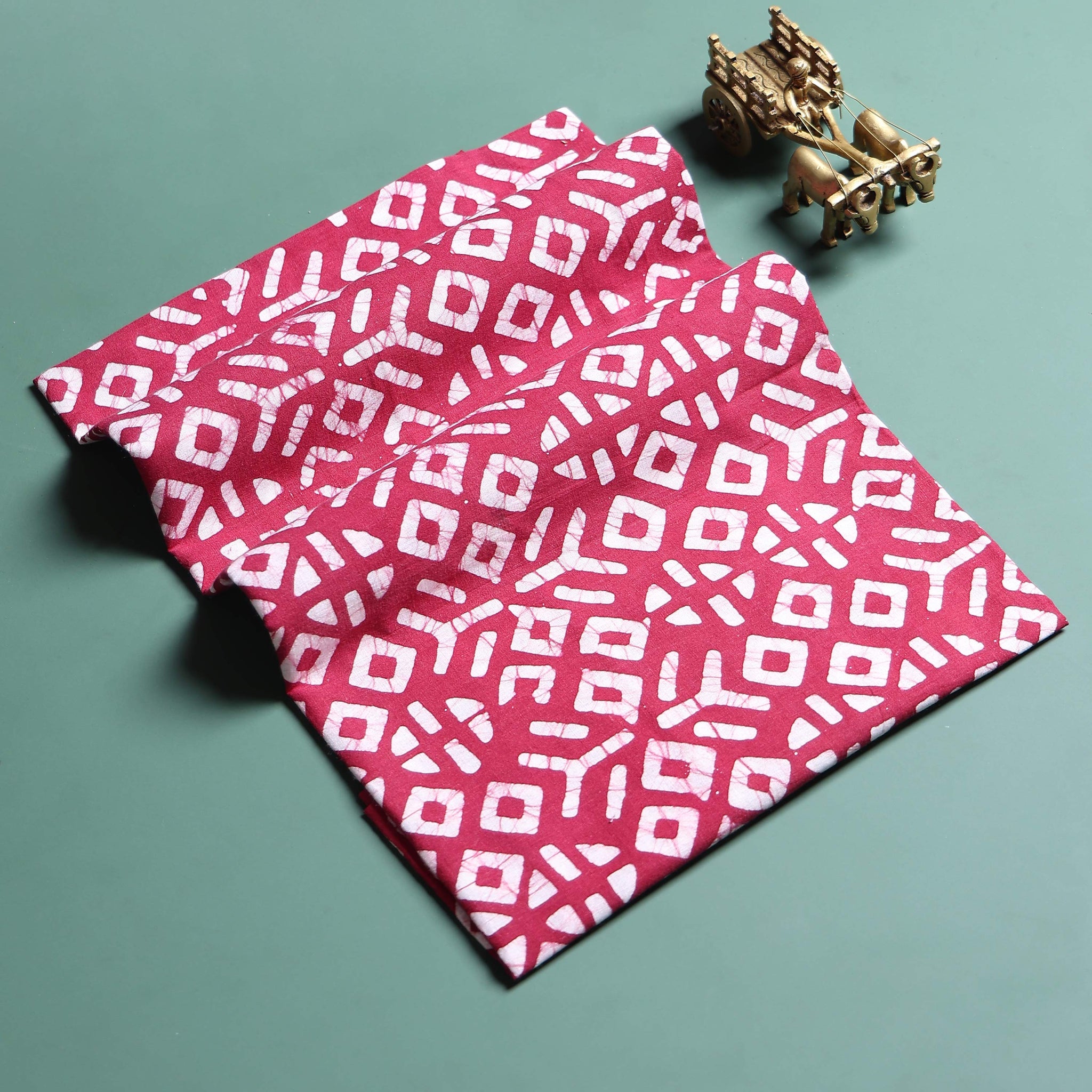 Traditional Women's Geometric Pattern Pattern 1 Meter Unstitched Blouse Material - Dark Pink