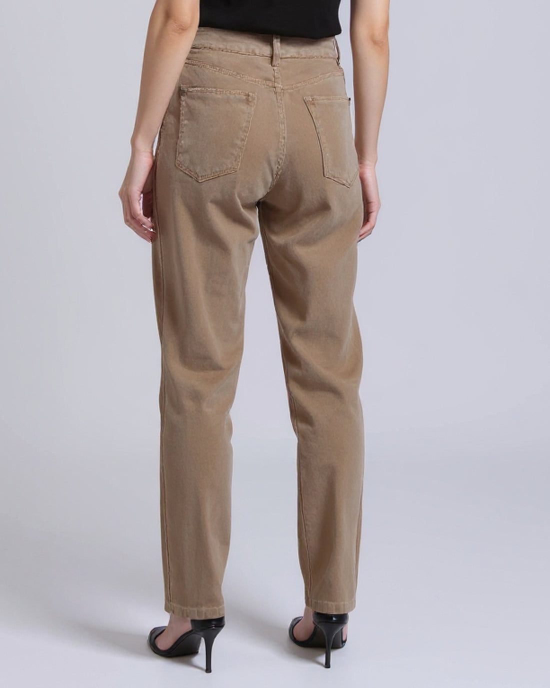 Women's High-Rise Straight Leg Jeans - Brown
