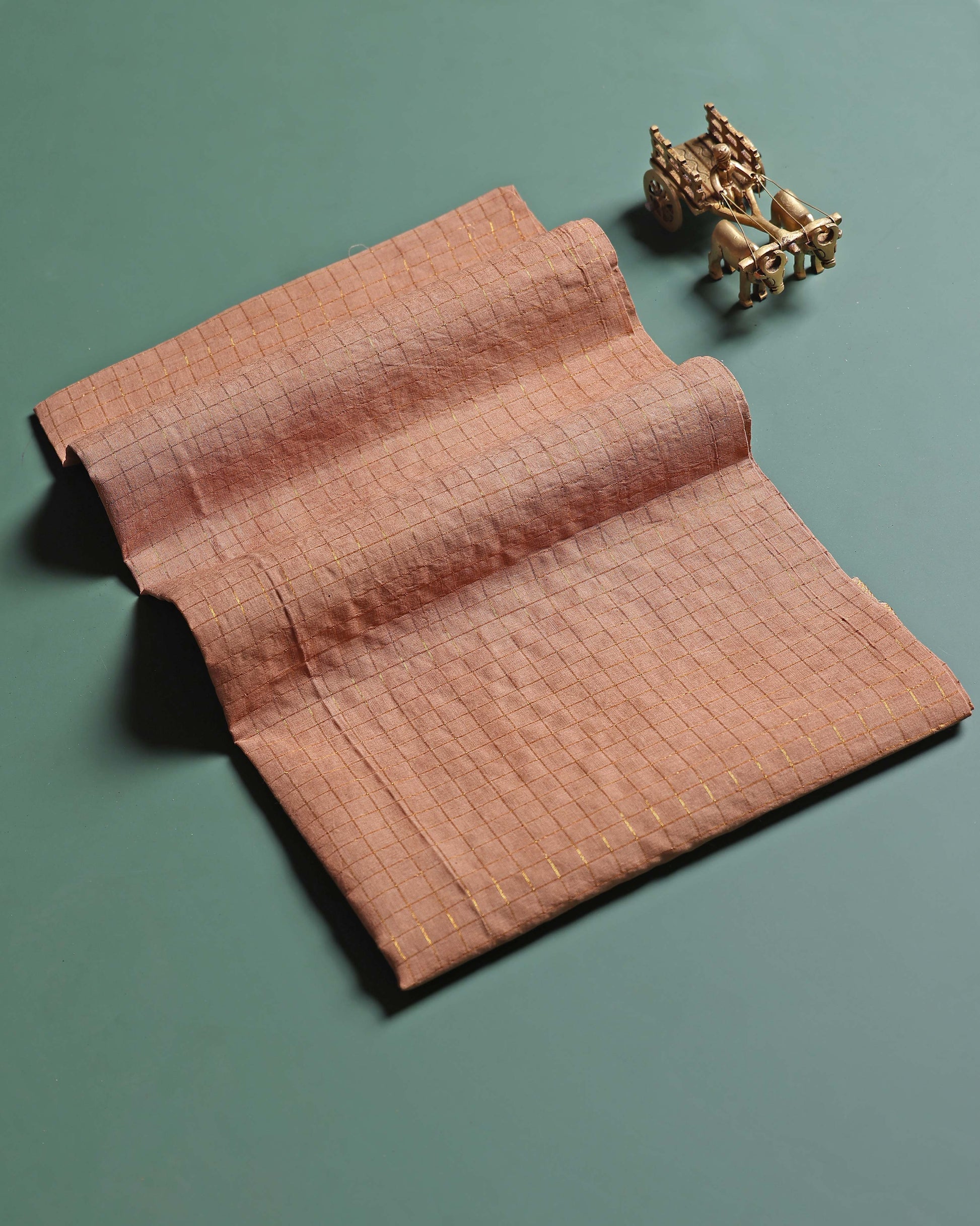 Women's Elegant Sungudi Cotton 1 Meter Blouse Material with Zari Accents - Sandal