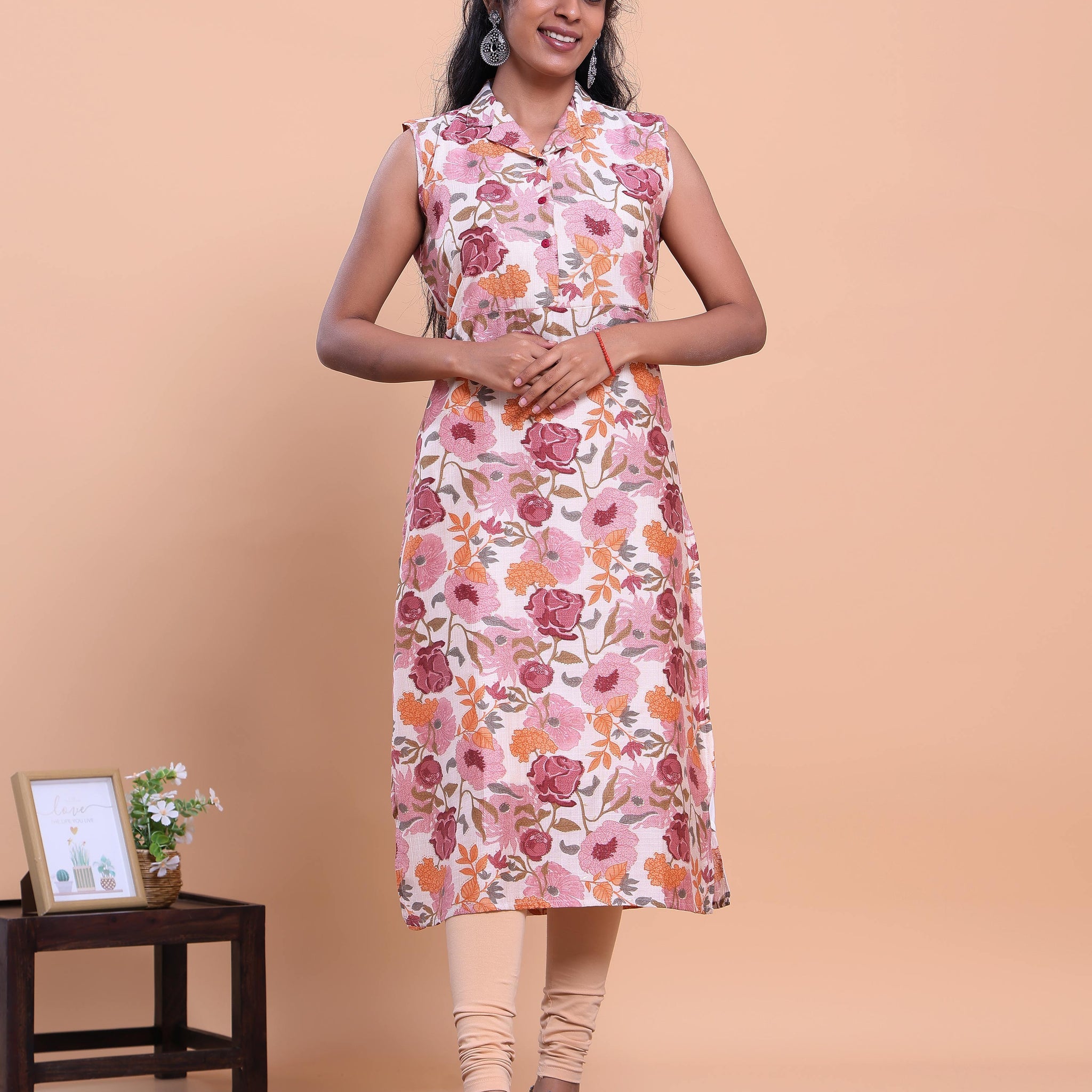 Women's Floral Print Sleeveless Collared Straight Kurta - Off White