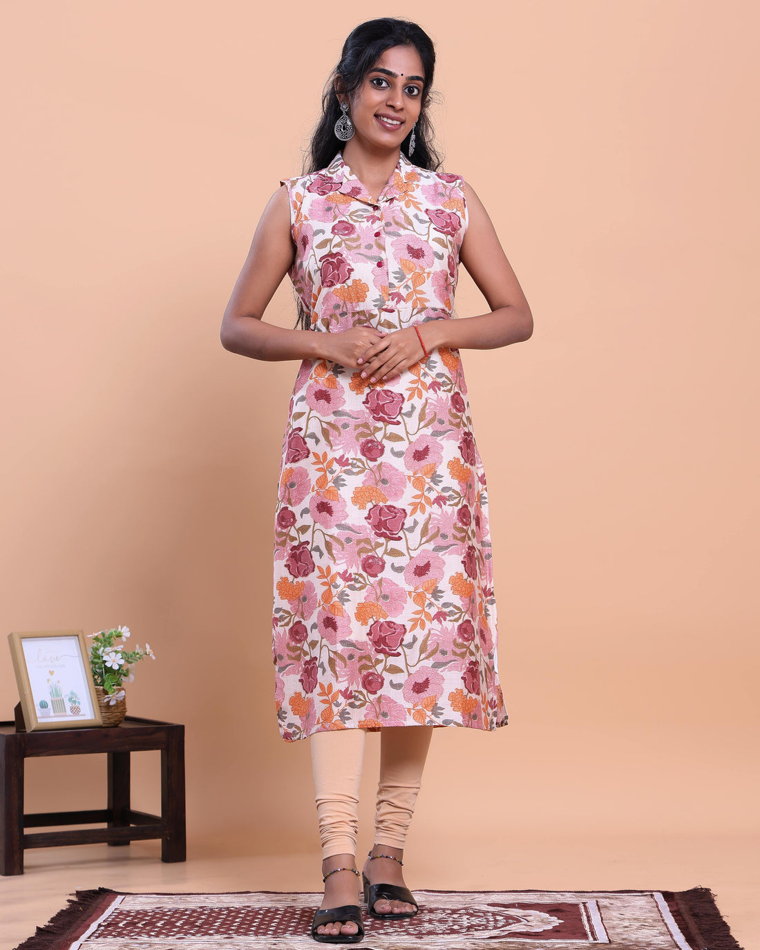 Women's Floral Print Sleeveless Collared Straight Kurta - Off White