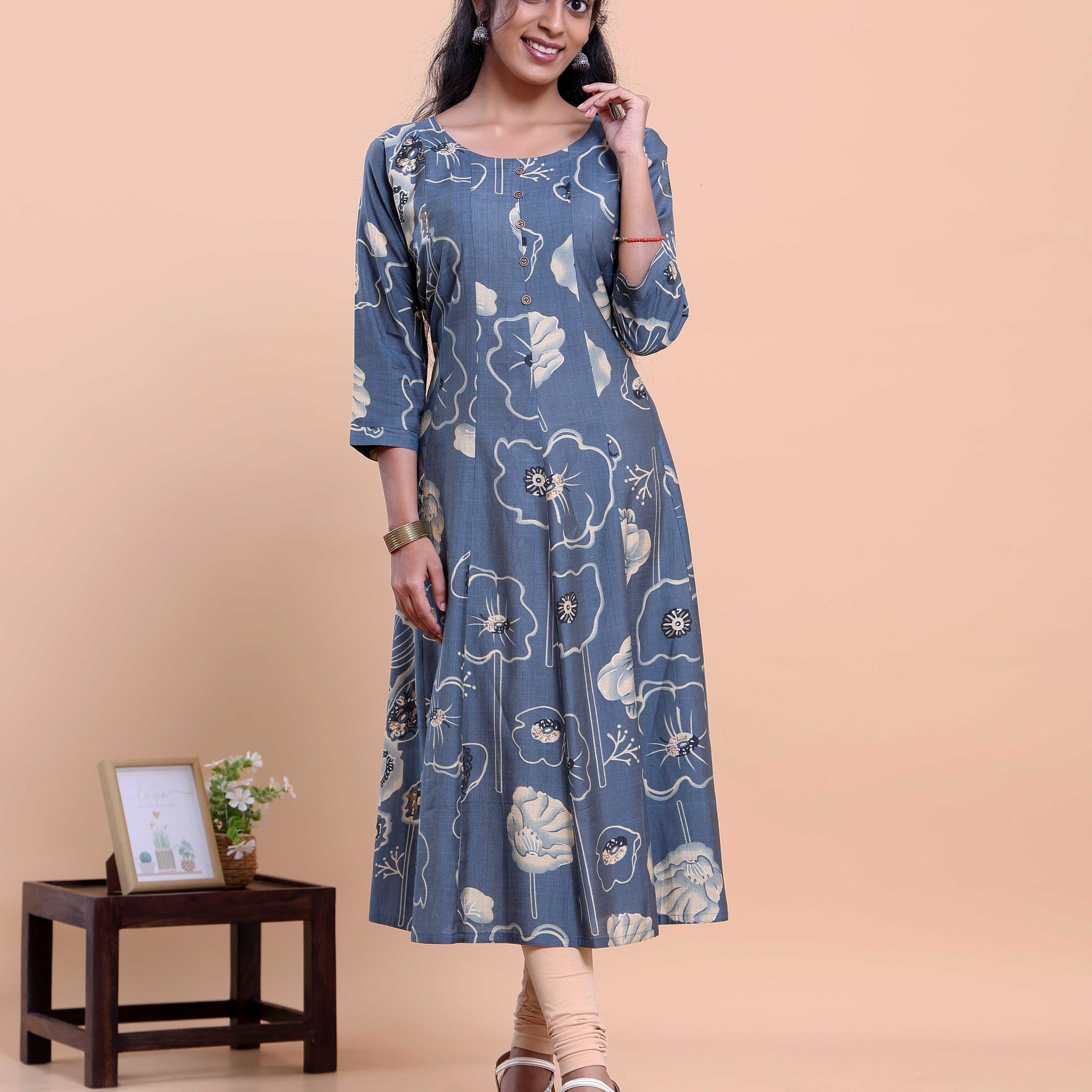 Women's Floral Printed Straight Kurta with Round Neck and 3/4th Sleeves - Blue