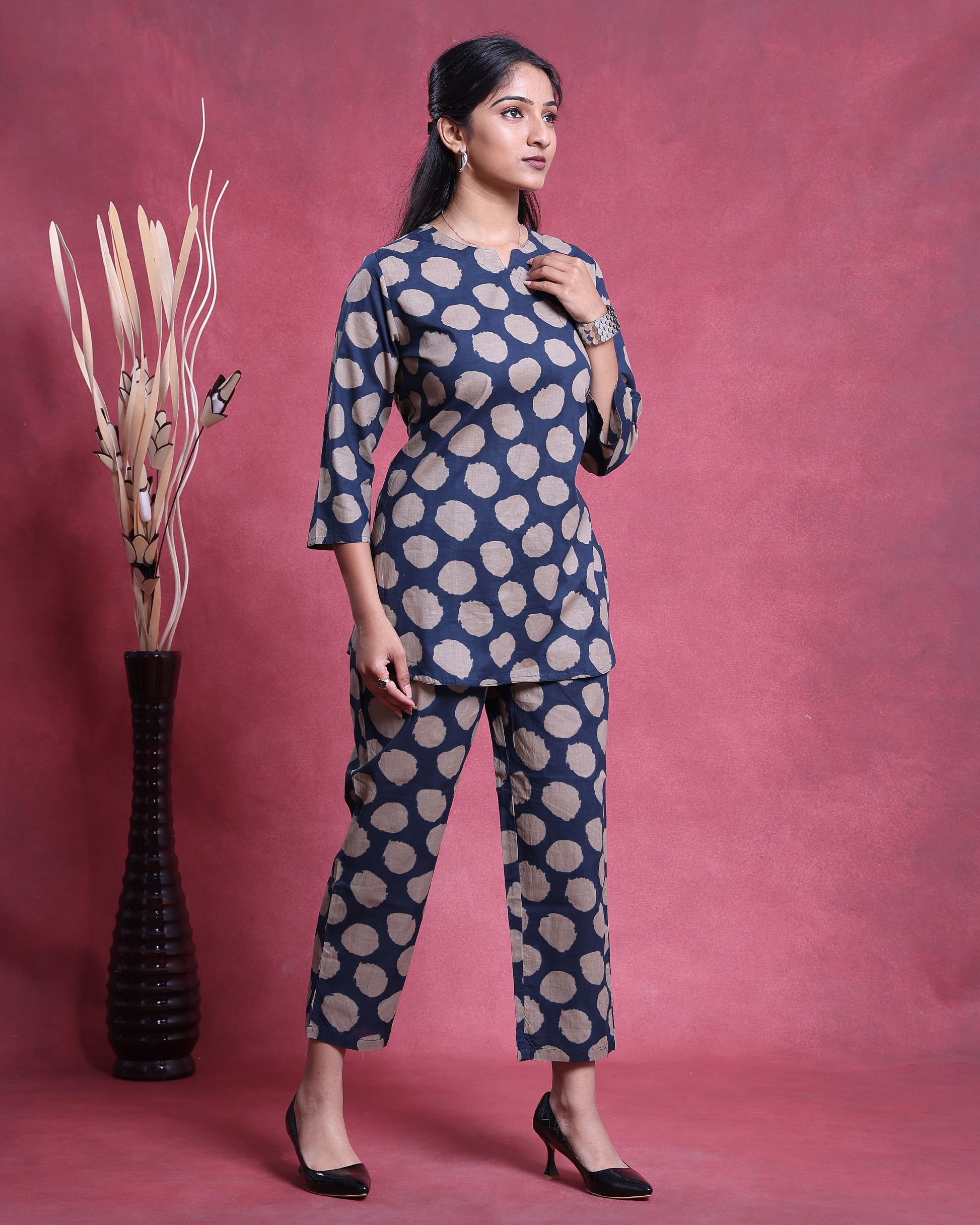 Women’s Printed Night Wear Suit with 3/4 Sleeve Top and Straight Fit Pants - Navy Blue