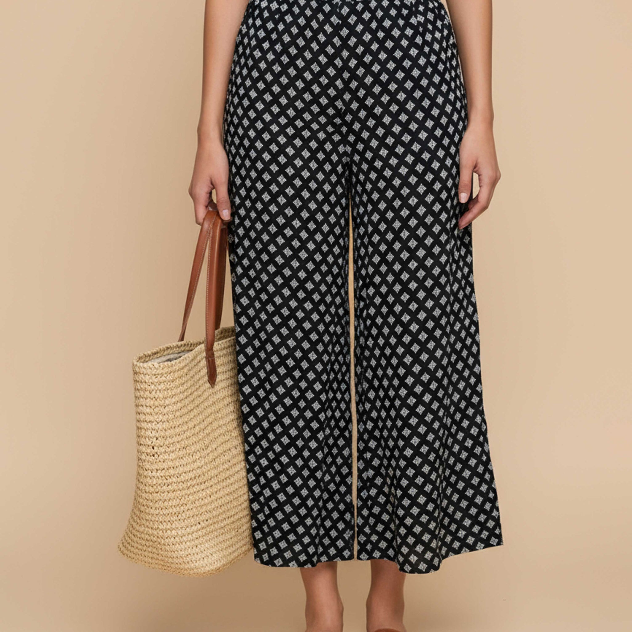 Women's Printed Wide-Leg Palazzo Pant  -Black-