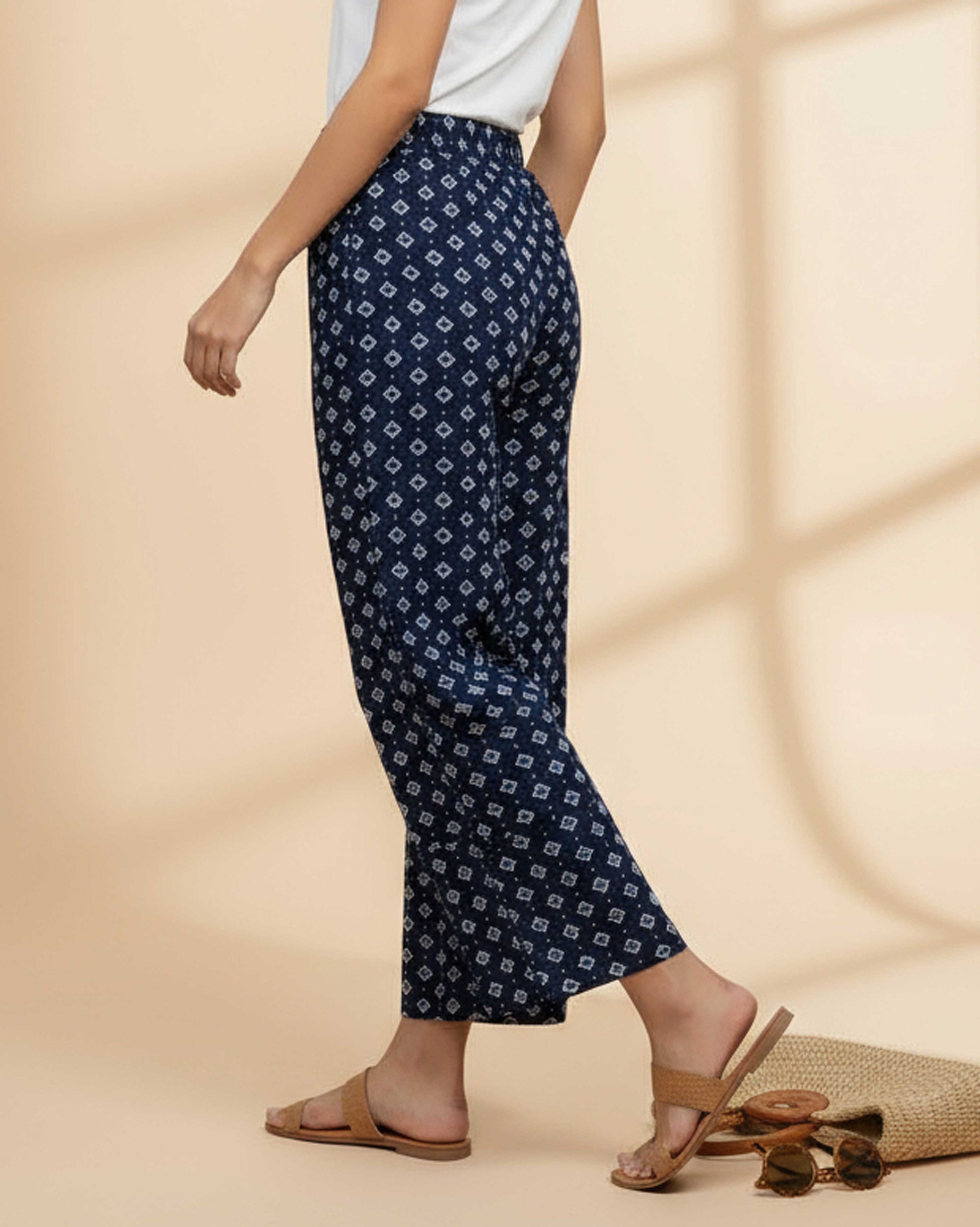 Women_s_Printed_Wide-Leg_Palazzo_Pant_with_Elasticated_Waistband_-Navy_Blue_-side