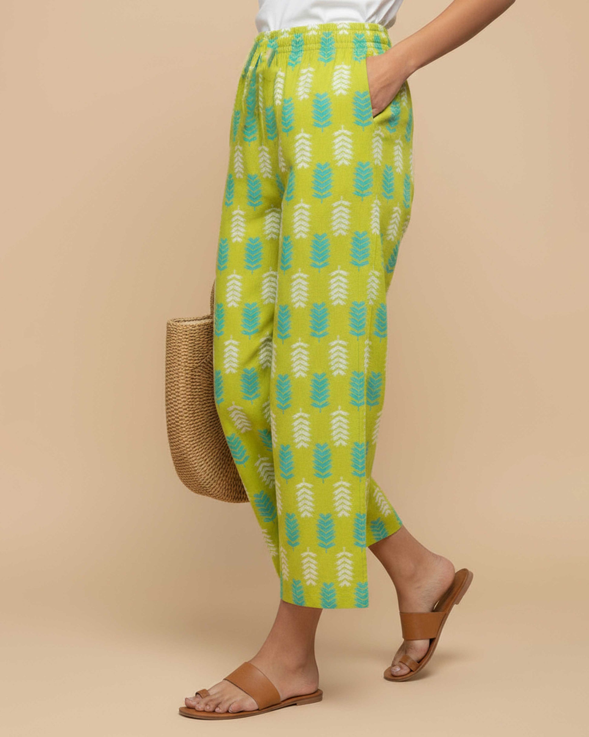 Women_s_Printed_Wide-Leg_Palazzo_Pant_with_Elasticated_Waistband_-SIDE-Green