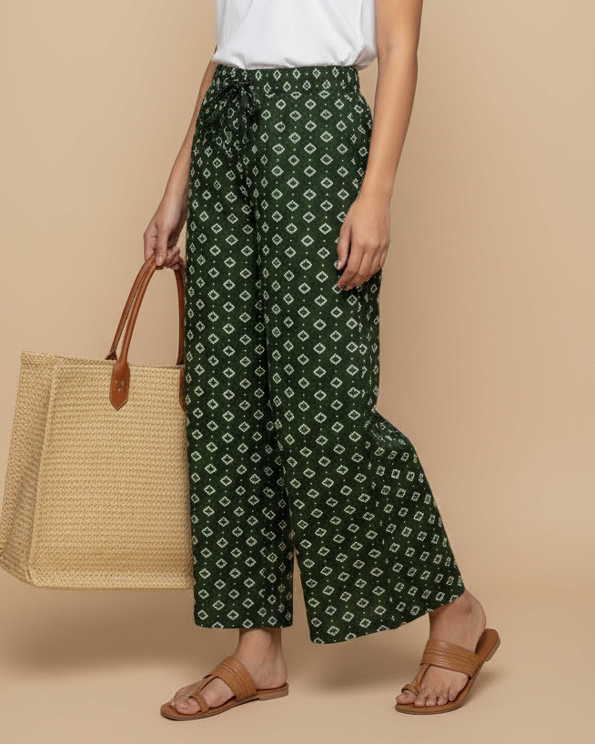  Women's Printed Wide-Leg Palazzo Pant with Elasticated Waistband - Dark Green-Side