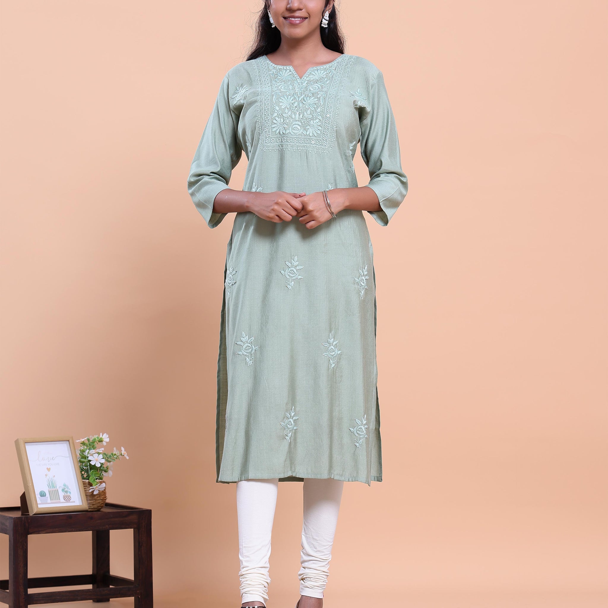 Women's Self-Design Straight Kurta with Round Neck and Thread Work - Light Green