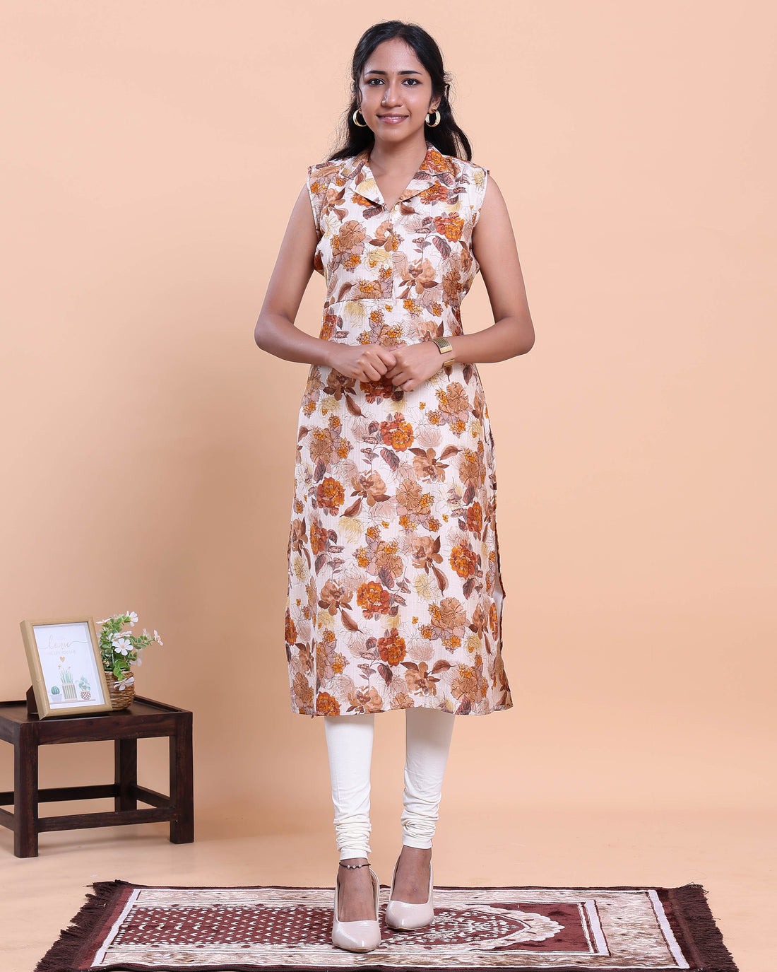 Women's Sleeveless Collared Floral Printed Straight Kurta - Off White