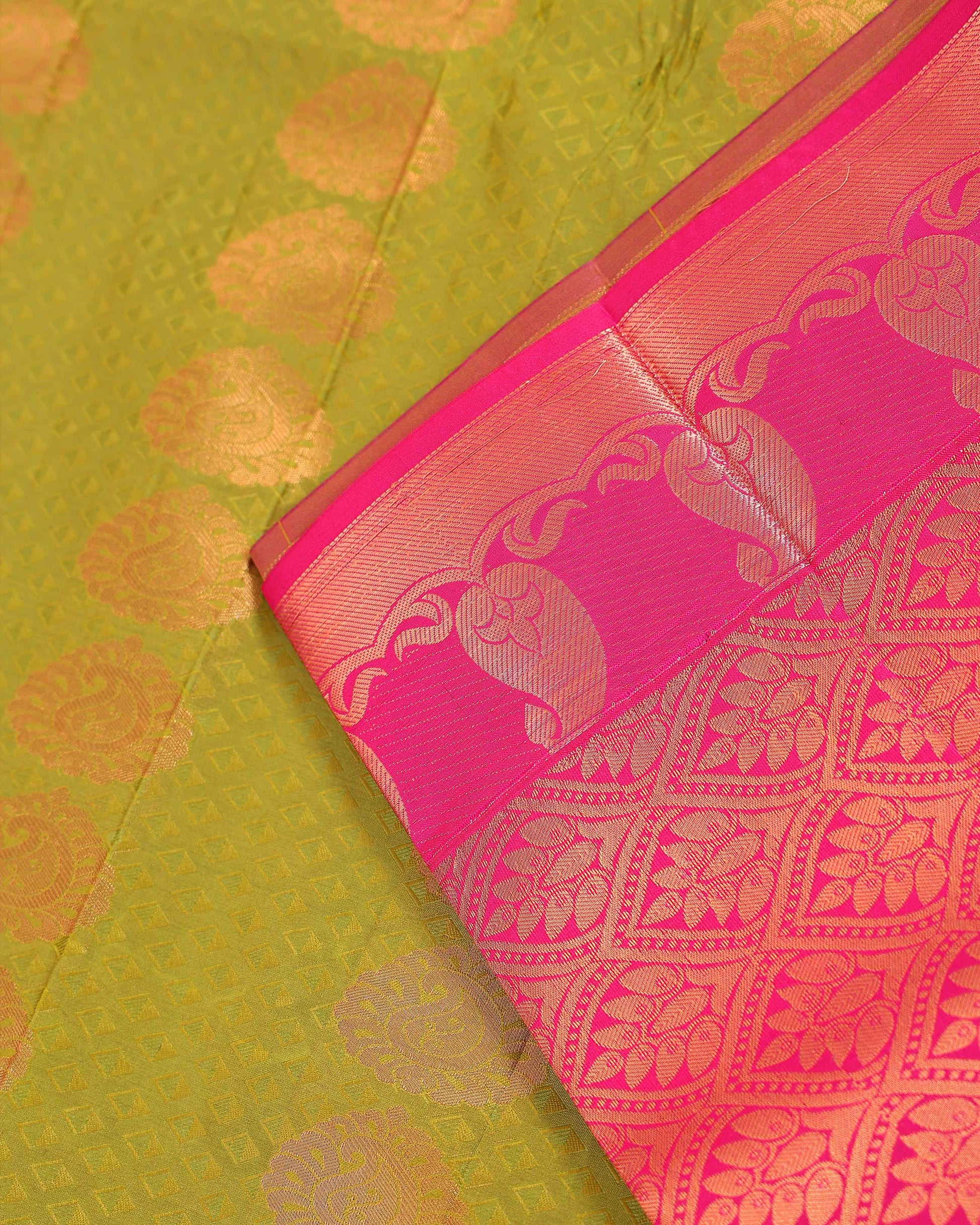 buy-1-get-2-offer-silk-saree-green-six