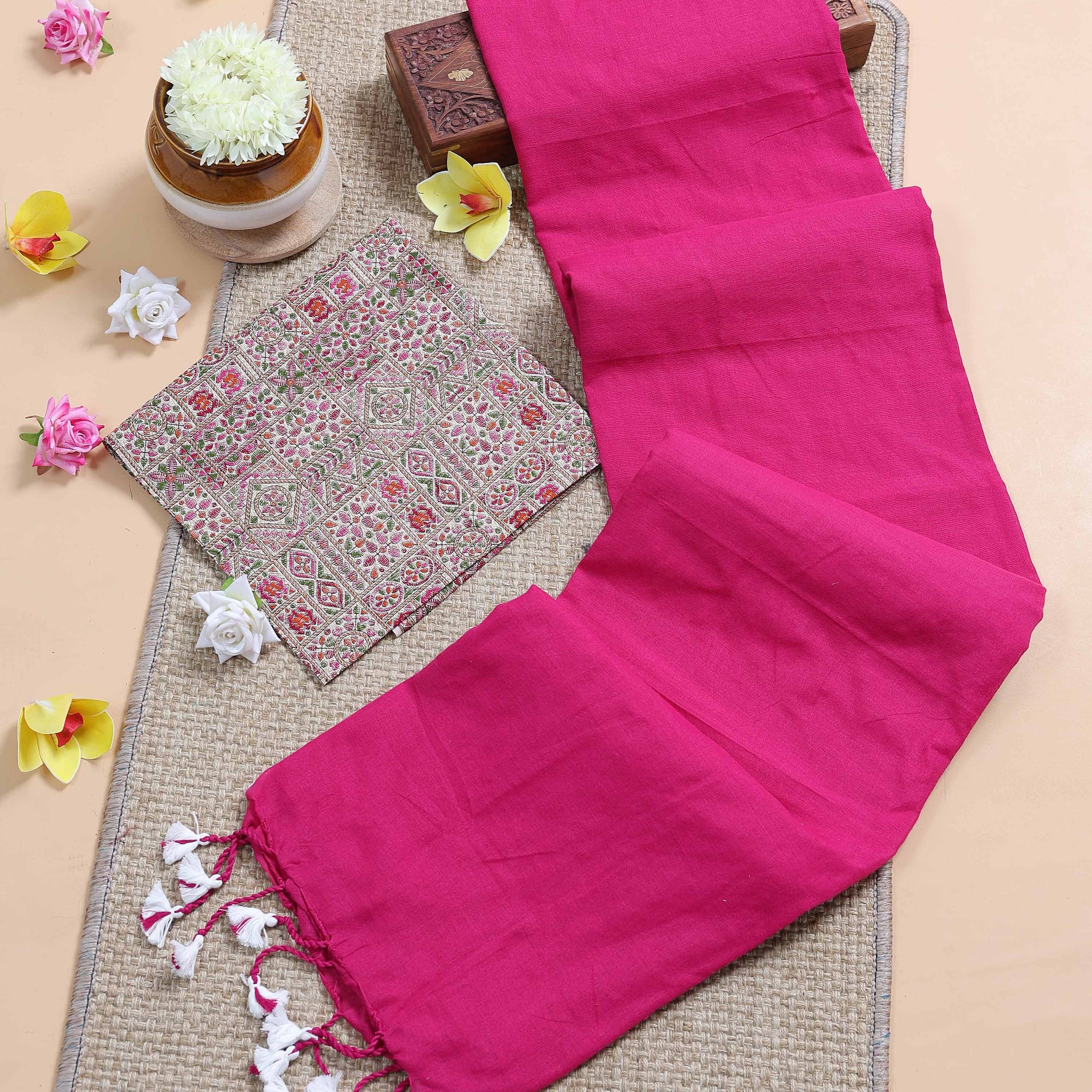 handloom-khadi-cotton-saree-with-contrast-printed-blouse-and-tassel-accents-pink-one