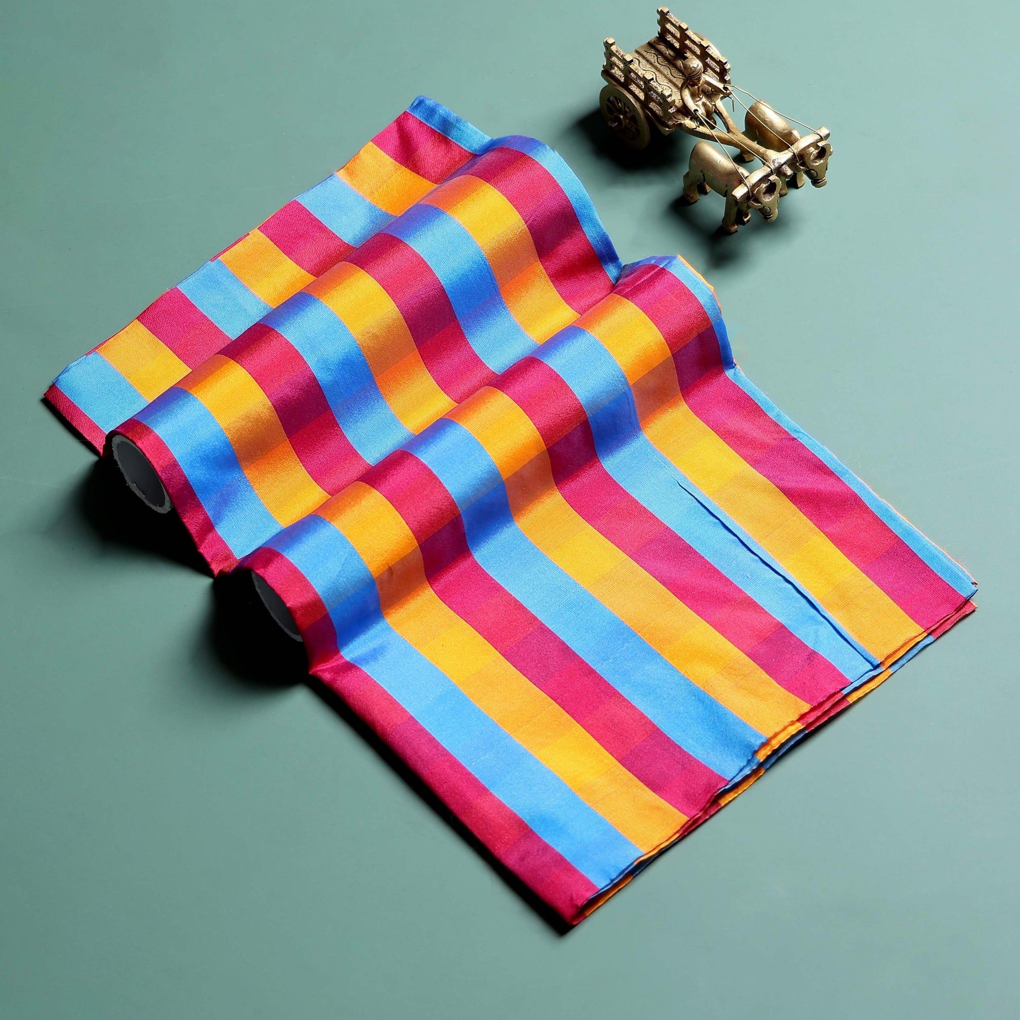 womens-traditional-checked-1-meter-blouse-material-with-soft-finish-multi-Sixteen